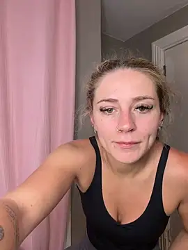 lexybabyxo online show from May 19, 10:43 am