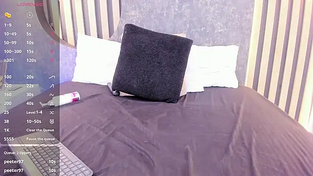 Snapshot of miss10_antonella chatting on March 15, 10:55 pm miss10 antonella online show from March 15, 10:55 pm