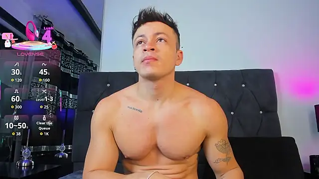 Angel Cuervo online show from February 2, 12:37 pm