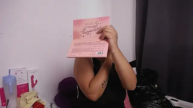 Snapshot of Nicol_Love0 chatting on February 16, 12:23 pm Nicol Love0 online show from February 16, 12:23 pm