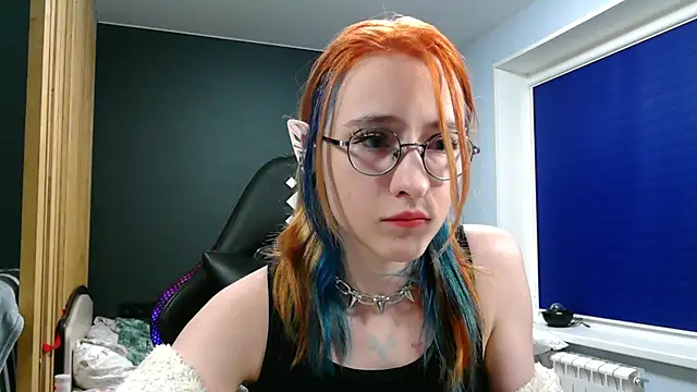 Snapshot of Honelin chatting on December 16, 4:05 pm Honelin online show from December 16, 4:05 pm