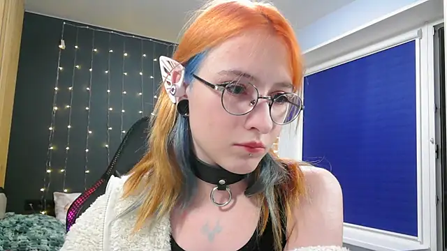 Snapshot of Honelin chatting on December 28, 10:23 pm Honelin online show from December 28, 10:23 pm