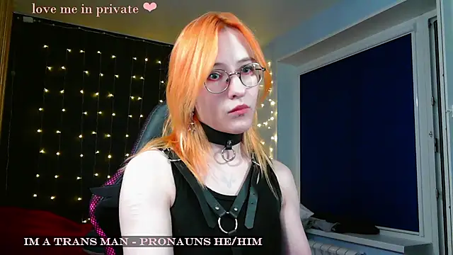 Snapshot of Honelin chatting on February 4, 2:21 pm Honelin online show from February 4, 2:21 pm