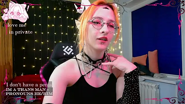 Snapshot of Honelin chatting on March 9, 3:16 pm Honelin online show from March 9, 3:16 pm