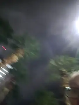 Snapshot of SweetVegasTits chatting on November 18, 1:55 am SweetVegasTits online show from November 18, 1:55 am