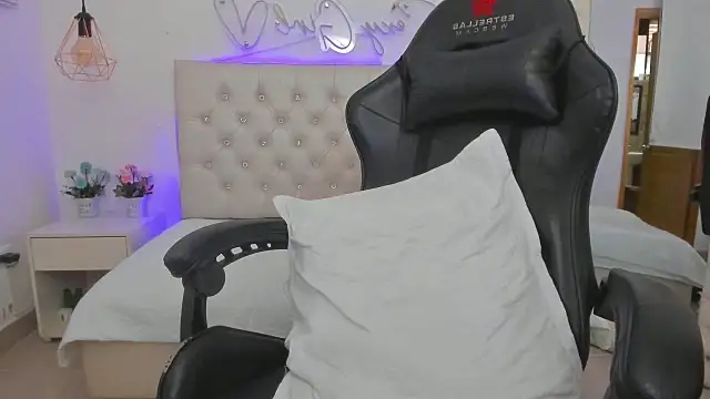 Zoeth Ruiz online show from January 31, 3:22 pm