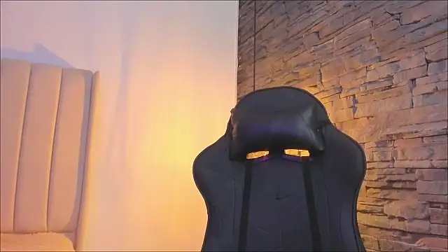 Zoeth Ruiz online show from September 20, 12:50 pm