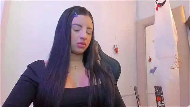 Zoeth Ruiz online show from October 30, 1:12 pm