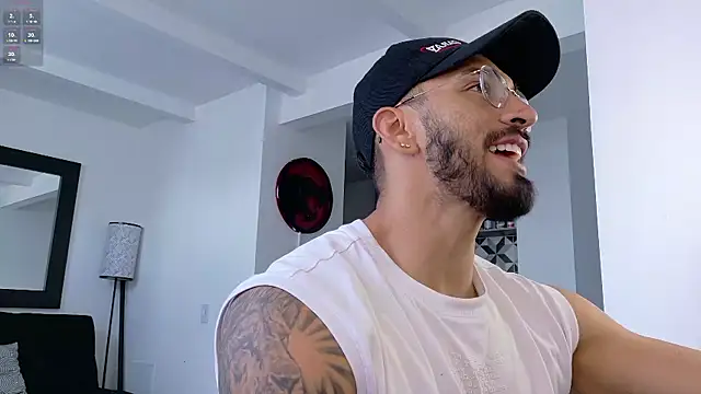 tony muscle online show from September 22, 9:06 pm