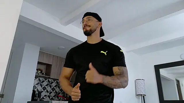 tony muscle online show from February 12, 9:10 pm