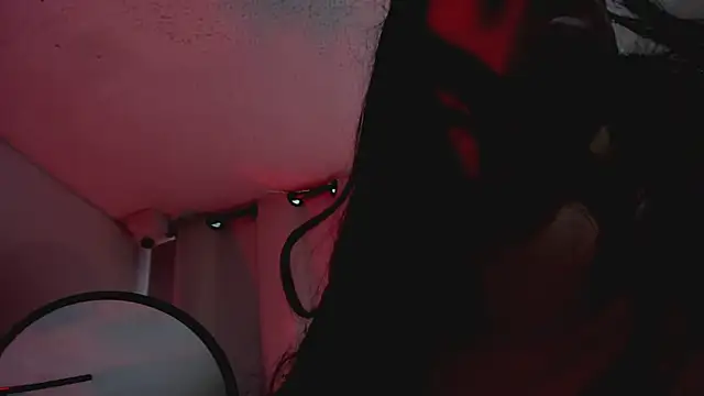 aisha   online show from March 6, 8:27 pm