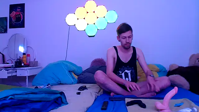 Snapshot of jonny-bisexual chatting on November 18, 7:07 pm jonny-bisexual online show from November 18, 7:07 pm