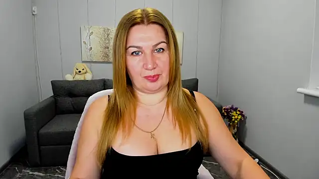 Lili Crossi online show from January 29, 6:43 am