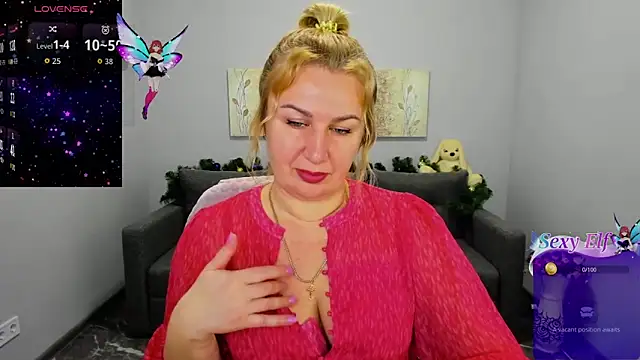 Lili Crossi online show from December 18, 6:52 am