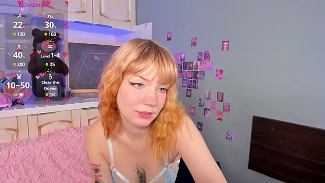 Linablueeyed online show from February 18, 11:22 am