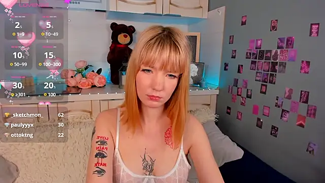 Linablueeyed online show from February 26, 2:25 pm