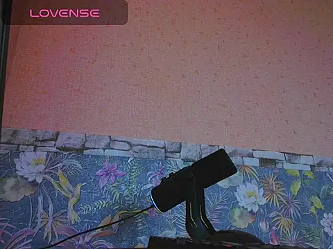 Chloe strip online show from October 20, 5:52 am