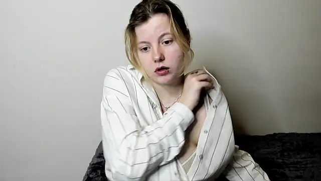 Snapshot of LillyDepp chatting on January 11, 4:01 pm LillyDepp online show from January 11, 4:01 pm