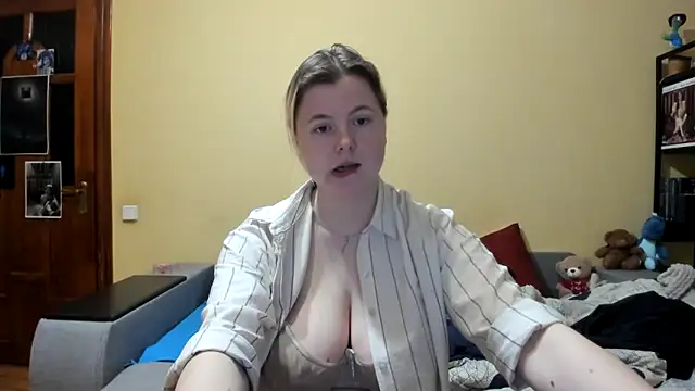 Snapshot of LillyDepp chatting on February 21, 4:30 pm LillyDepp online show from February 21, 4:30 pm