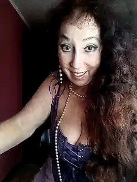 Snapshot of GypsyEsmeralda chatting on March 15, 2:01 pm GypsyEsmeralda online show from March 15, 2:01 pm