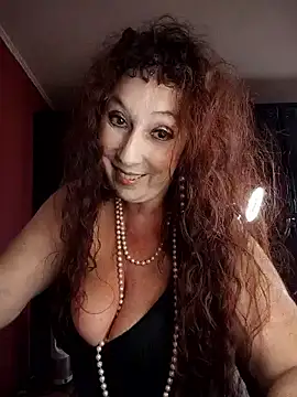 Snapshot of GypsyEsmeralda chatting on September 10, 1:11 pm GypsyEsmeralda online show from September 10, 1:11 pm