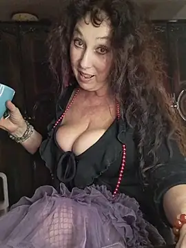 GypsyEsmeralda online show from January 17, 5:27 pm