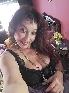 GypsyEsmeralda online show from April 28, 7:13 am