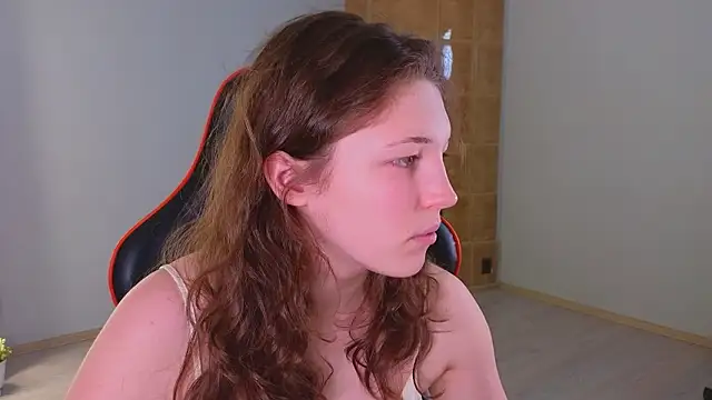 cherry lea online show from March 25, 5:30 pm