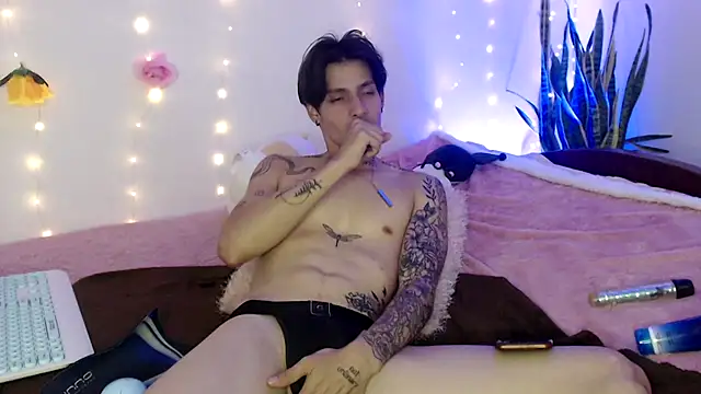 Apolo Hidalgo01 online show from December 3, 6:49 pm