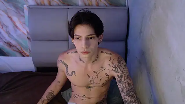 Snapshot of Apolo_Hidalgo01 chatting on September 25, 6:44 pm Apolo Hidalgo01 online show from September 25, 6:44 pm