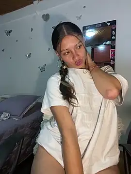 Andi9  online show from December 11, 5:21 am