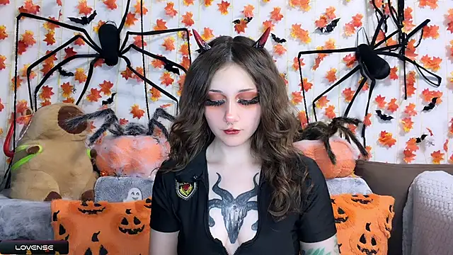 Snapshot of _Devill_Baby chatting on November 21, 5:33 pm Devill Baby online show from November 21, 5:33 pm