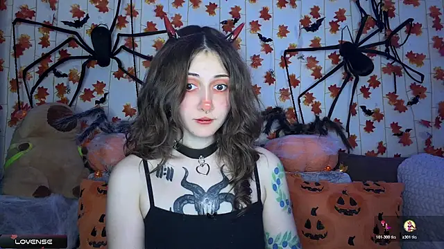 Snapshot of _Devill_Baby chatting on November 23, 7:57 pm Devill Baby online show from November 23, 7:57 pm