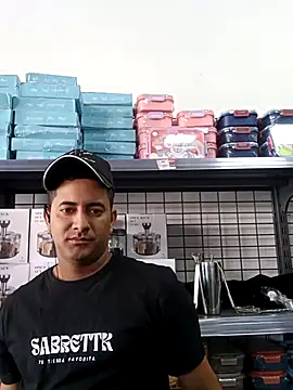 Snapshot of moraramirez98 chatting on February 13, 3:30 pm moraramirez98 online show from February 13, 3:30 pm