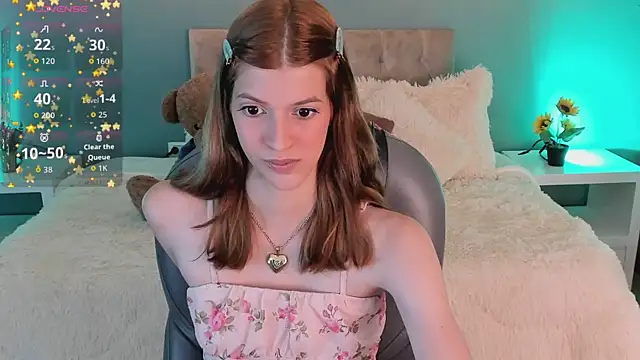 Nora Vennucci online show from October 9, 8:51 pm