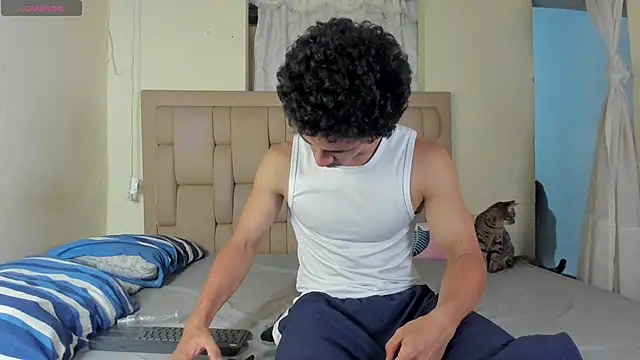 stepcouple XXX online show from September 28, 10:15 pm