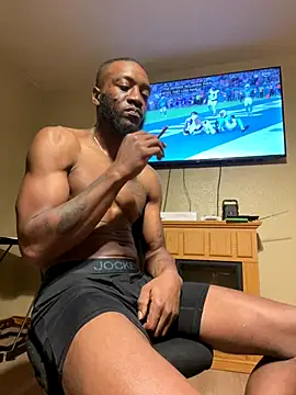 prettyrichie online show from October 31, 12:33 am