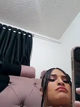 Snapshot of Pussycat_9999 chatting on September 20, 4:52 pm Pussycat 9999 online show from September 20, 4:52 pm