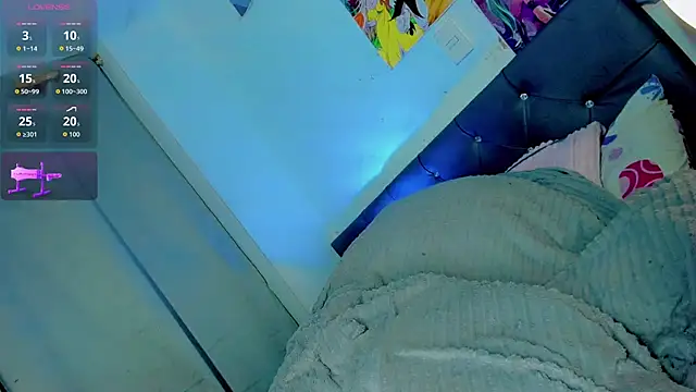 Snapshot of pinkscreens chatting on October 28, 2:26 am pinkscreens online show from October 28, 2:26 am