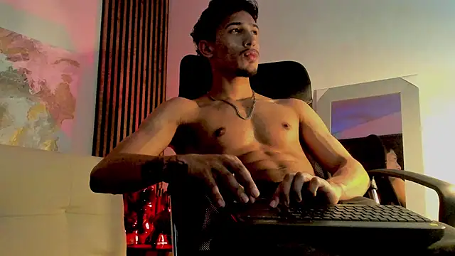 Snapshot of rafael_stone chatting on March 1, 2:48 am rafael stone online show from March 1, 2:48 am