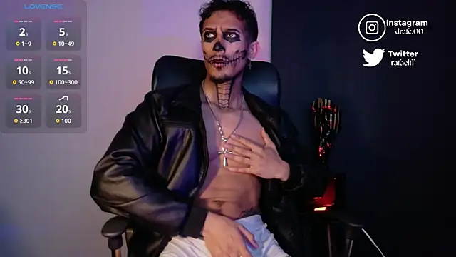 Snapshot of rafael_stone chatting on October 29, 6:48 am rafael stone online show from October 29, 6:48 am