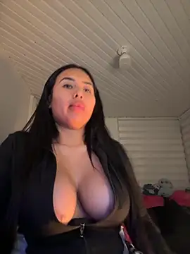 Anily Lovely online show from November 9, 10:52 pm