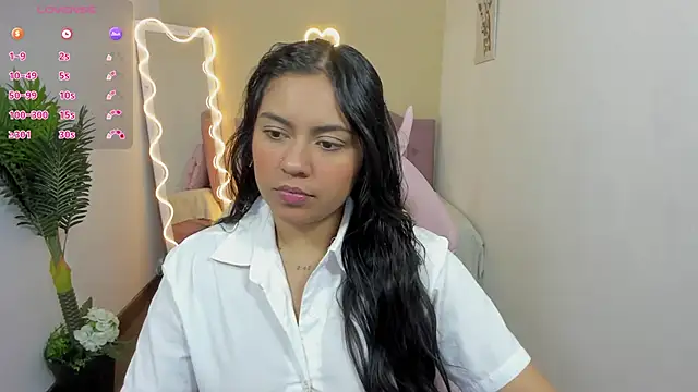 Snapshot of kendra_tay chatting on January 24, 3:22 am kendra tay online show from January 24, 3:22 am