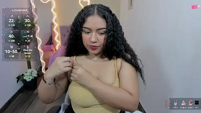 Snapshot of kendra_tay chatting on February 6, 3:59 am kendra tay online show from February 6, 3:59 am