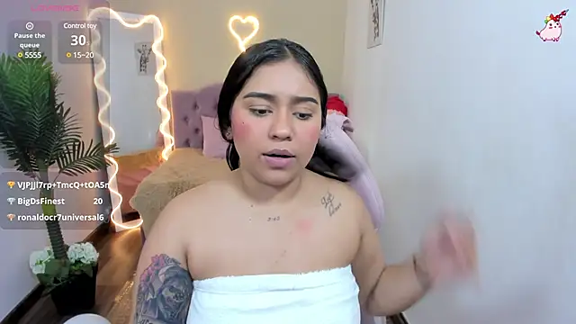 Snapshot of kendra_tay chatting on March 3, 6:48 am kendra tay online show from March 3, 6:48 am