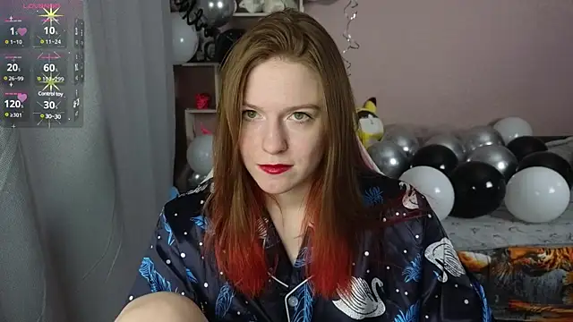 CassieJuice69 online show from December 17, 2:00 pm
