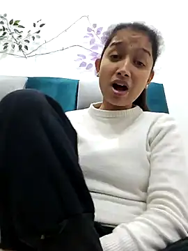 Aleena Rai online show from December 30, 7:11 pm