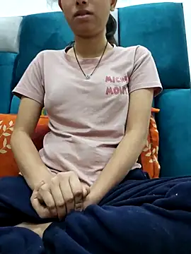 Aleena Rai online show from February 16, 9:27 pm
