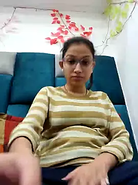 Aleena Rai online show from February 20, 6:13 pm