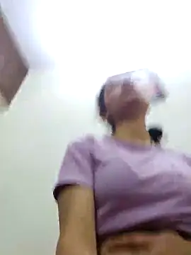 Aleena Rai online show from March 5, 7:17 pm